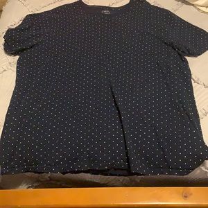 Gap shirt